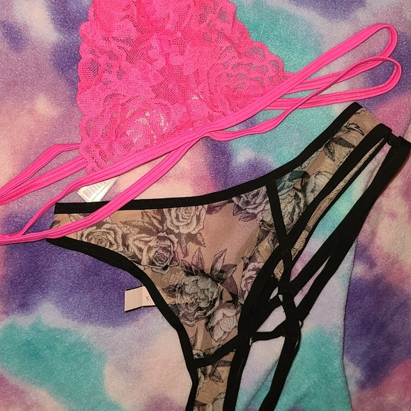 Victoria Secret - Picture 7 of 12